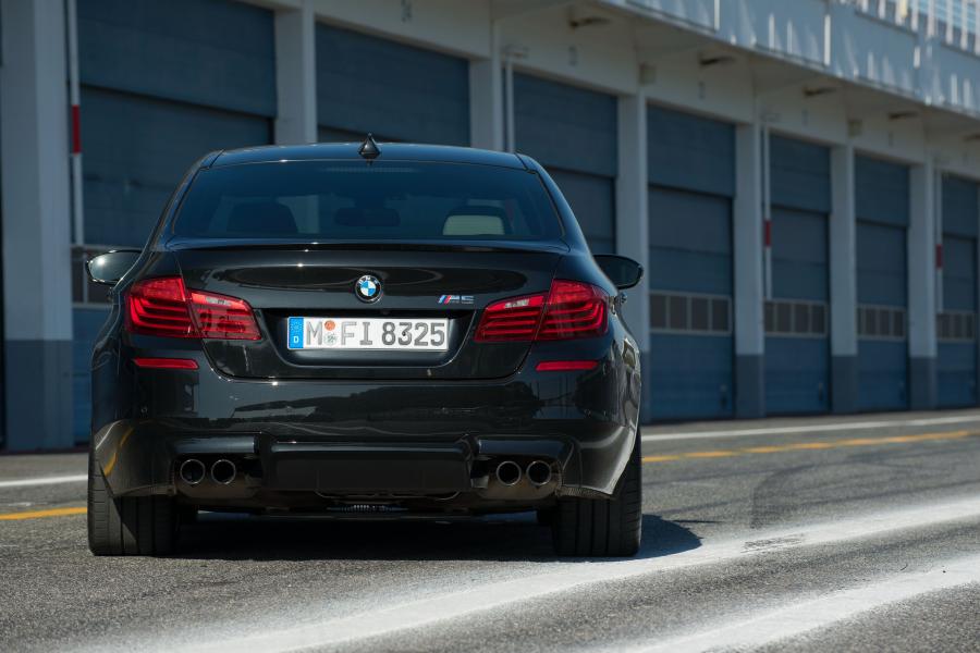  BMW M5 (F10) 2013 года  (WW) (фото 6 из 12)